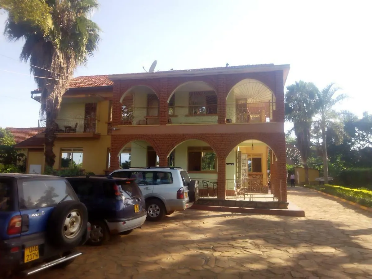 Bridgeway Guest House Jinja 3*,